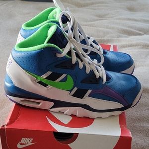 Nike SC Trainers size 6Y